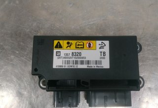 Opel 455117 13578320 centralita insignia berlina