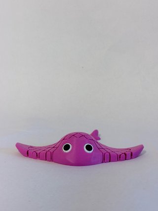 Manta Raya Juguete Morado