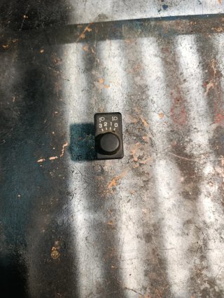 Regulador Altura Luz Nissan Terrano 2