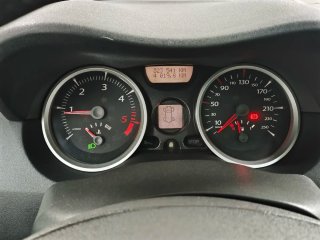 Renault Megane cc AVERIADO