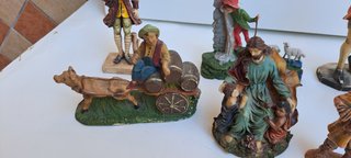 Lotto Statuine Presepe Vintage anni 80 (11 Pezzi)