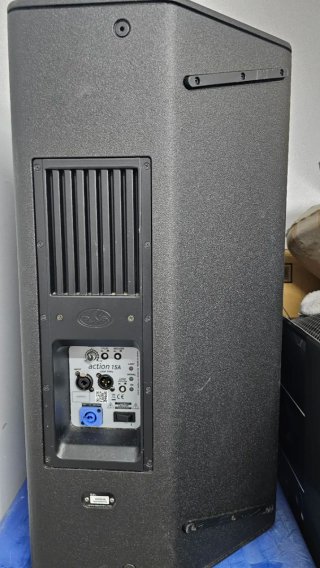 Pareja de Altavoces DAS Audio Action 15A Negro.