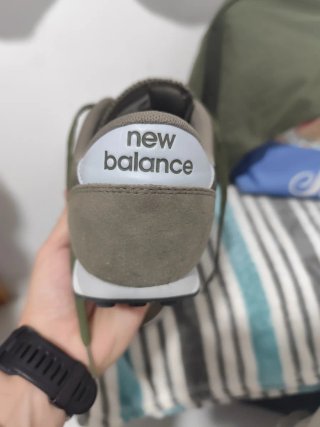 Zapatillas New Balance Verde y Gris