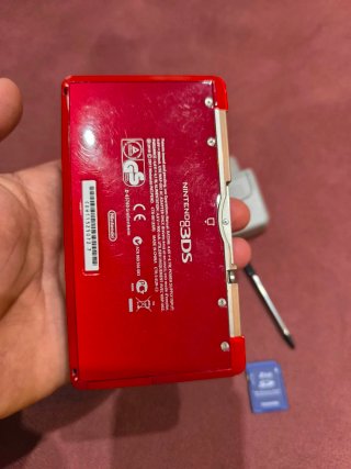 Nintendo 3DS Roja + Accesorios