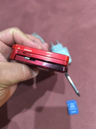 Nintendo 3DS Roja + Accesorios