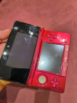 Nintendo 3DS Roja + Accesorios
