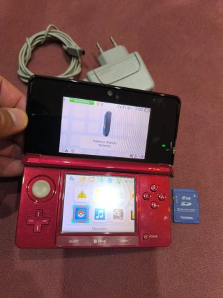 Nintendo 3DS Roja + Accesorios