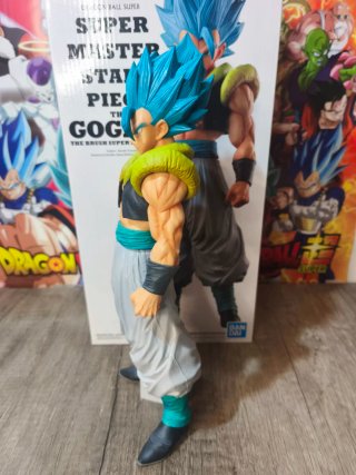 Gogeta Blue Super Master Stars Piece