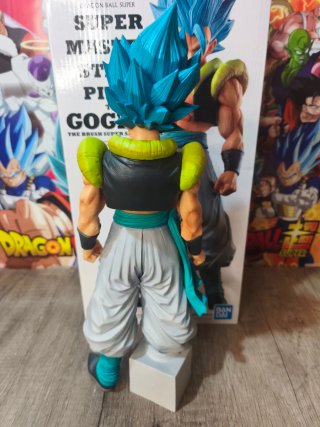 Gogeta Blue Super Master Stars Piece