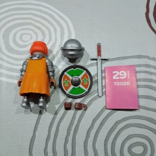Playmobil Serie 29 figura Chica Caballero