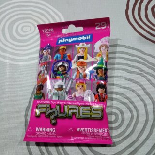 Playmobil Serie 29 figura Chica Caballero