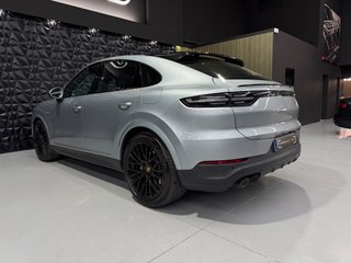Porsche Cayenne 2021