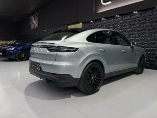 Porsche Cayenne 2021