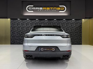 Porsche Cayenne 2021