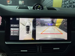 Porsche Cayenne 2021