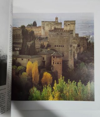 La música de España de Alfonso X a Joaquín Rodrigo