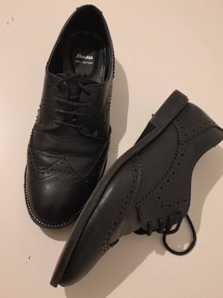 Scarpe stringate nere