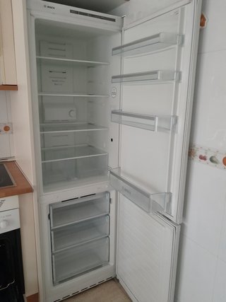 Nevera Bosch, combi NoFrost