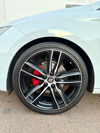 LLANTAS SEAT LEON CUPRA 19” CON NEUMÁTICOS