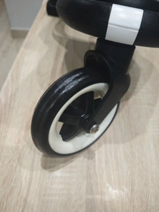 Patinete Bugaboo Camaleón 1-2-3-3plus con asiento.