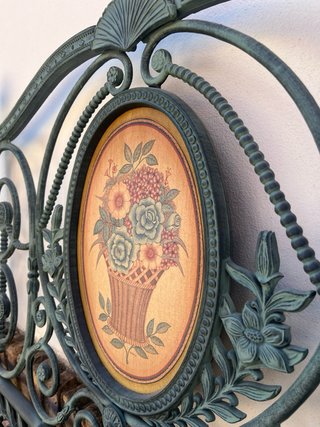 2 Cabeceros de forja con diseño floral
