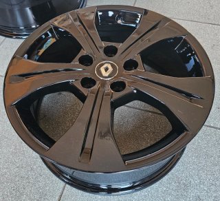 Llantas 17 Renault Trafic Negras 5x114.3