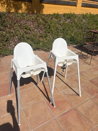 2 Tronas de bebé blancas