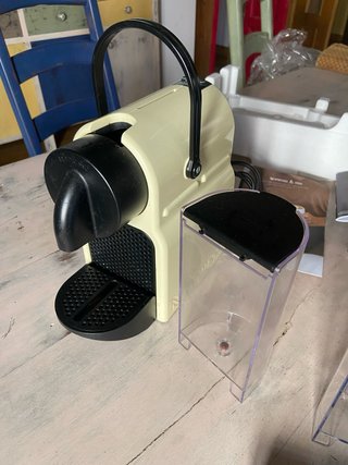 Cafetera Nespresso Inissia Crema