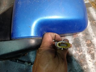 Retrovisor Izquierdo Nissan Terrano 2
