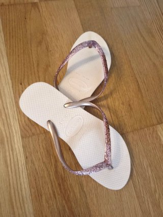Havaianas rosas y blancas talla 36