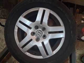 Llantas Golf IV con gomas