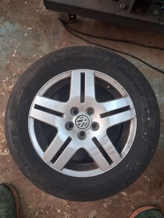 Llantas Golf IV con gomas