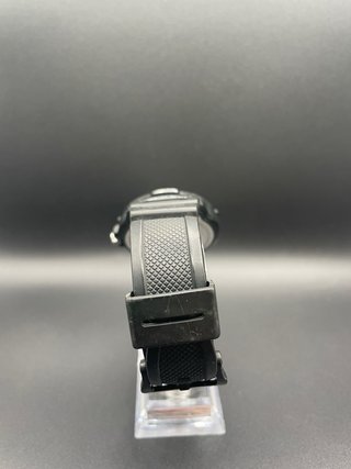 Reloj Casio MQ-551W Negro y Amarillo