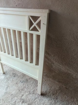 Cabecero de madera blanco estilo clásico