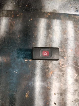 Interruptor Nissan Terrano 2 Warning