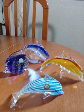 Set di 4 figure in cristallo di Murano: delfini e pesce