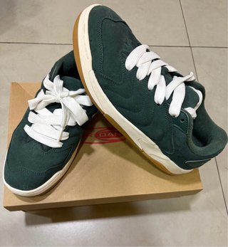 Jordan Session Verde Talla 42