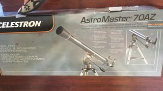 Telescopio Celestron AstroMaster 70AZ Nuevo