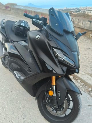 Yamaha TMAX 560 Negra tech max
