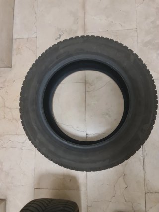 Neumáticos Bridgestone 205/60/16 96V