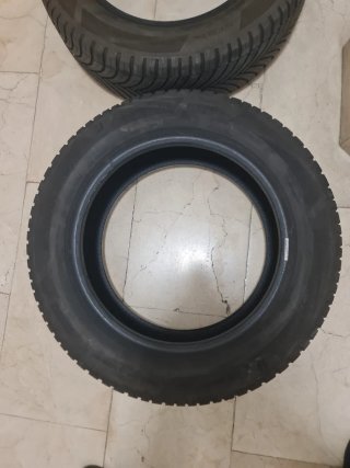 Neumáticos Bridgestone 205/60/16 96V
