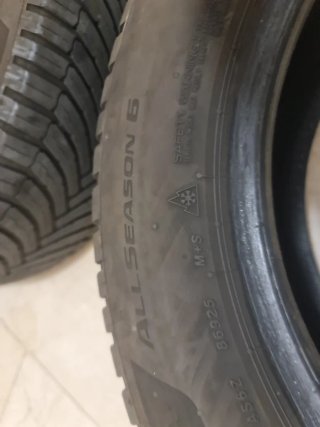 Neumáticos Bridgestone 205/60/16 96V