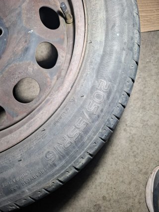Rueda 205/55 R16 Michelin
