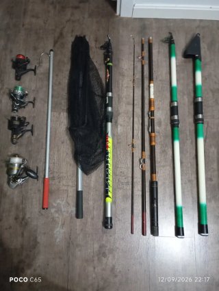 Lote de pesca: carretes, cañas y red