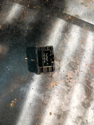 Interruptor Retrovisores Nissan Terrano 2