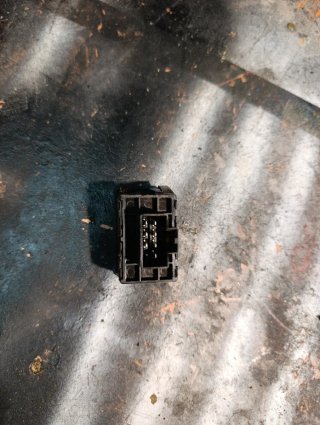 Interruptor Retrovisores Nissan Terrano 2