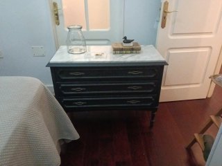 Cómoda auxiliar mármol y madera