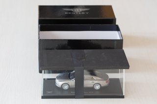 Bentley Flying Spur W12 Kyosho 1:43