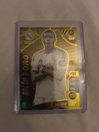 Cromo Panini Balón de Oro Mbappé 473