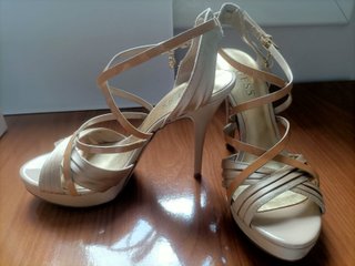 Sandalias Guess Piel Beige Talla 36
